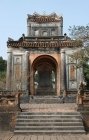 Усыпальница Дук Дука (Duc Duc tomb), Хуэ