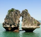    (Trong Mai Islet),  