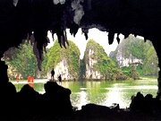 Грот Бо Нау (Грот пеликана) (Bo Nau Cave (Pelican cave)), Залив Халонг